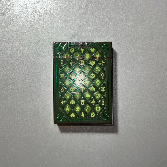 Bicycle x Disney Villains Green & Purple Bundle - Picture 15 of 15